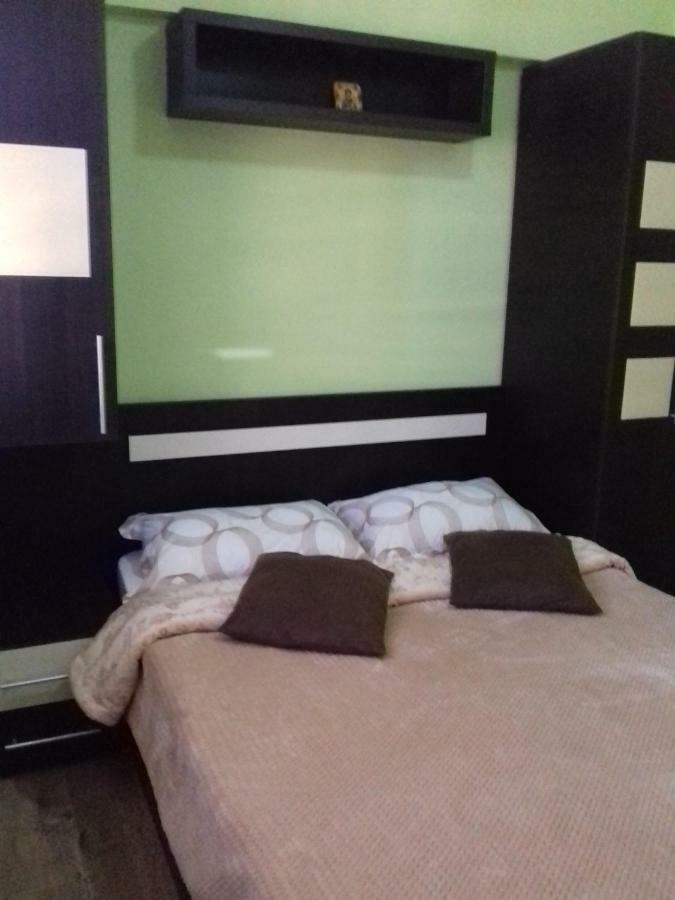 Casa Ultraviolet Hotell Năvodari Exteriör bild
