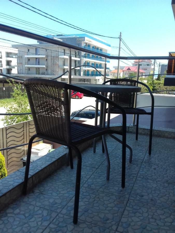 Casa Ultraviolet Hotell Năvodari Exteriör bild