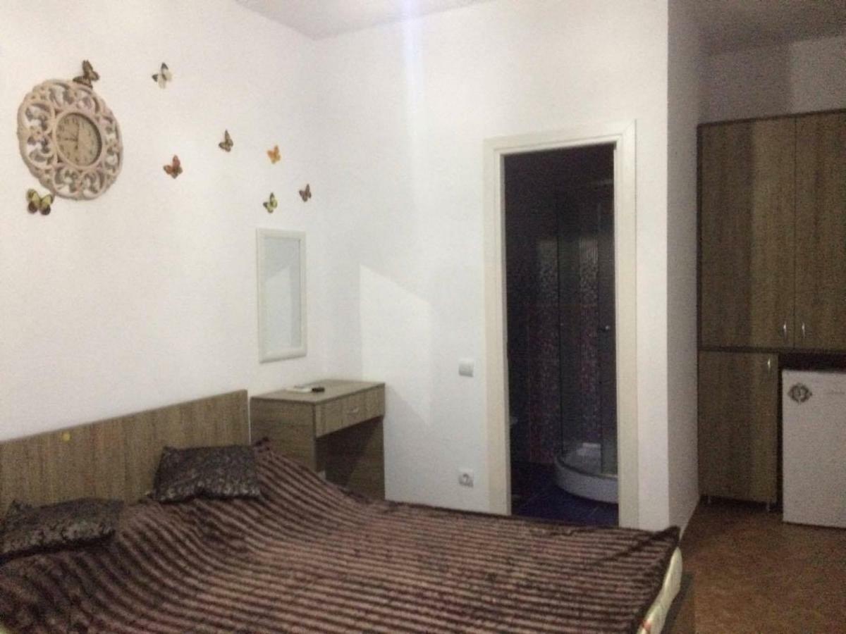 Casa Ultraviolet Hotell Năvodari Exteriör bild